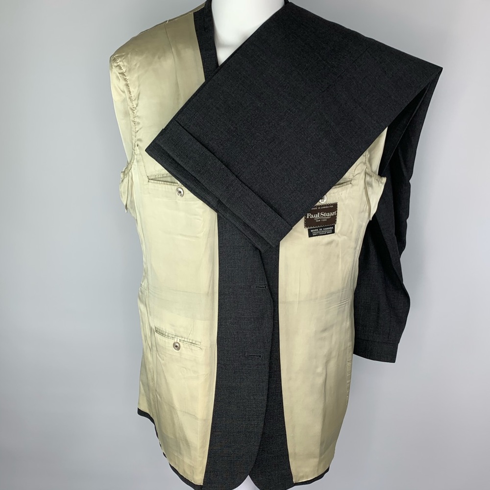 Paul Stuart Suit - Picture 5 of 7